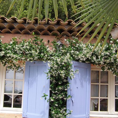 Le Mas Des Cigales Tourrettes-sur-Loup Exterior foto